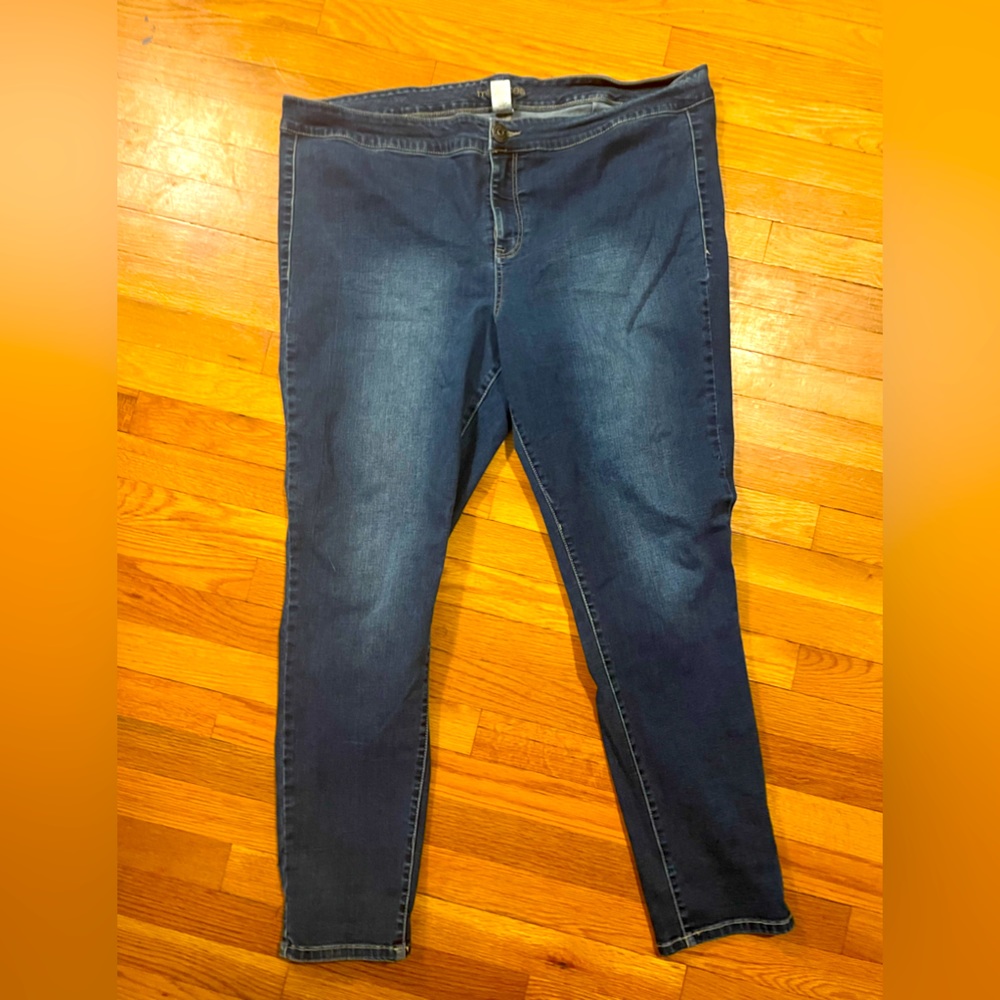 Plus size Maurice’s stretch jeans